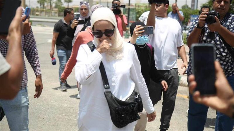 منى عبد الغني في