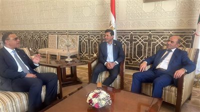 وزير الشباب والرياضة يصل الجزائر لحضور دورة الألعاب العربية