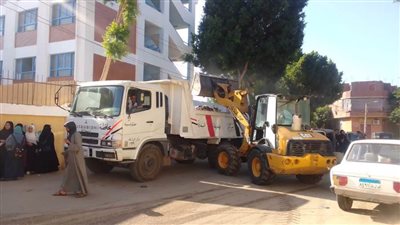 محافظ أسيوط: حملات نظافة لرفع حوالي 650 طن مخلفات وقمامة بـ7 مراكز