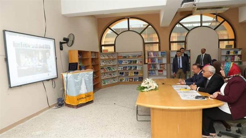 وزير التعليم خلال