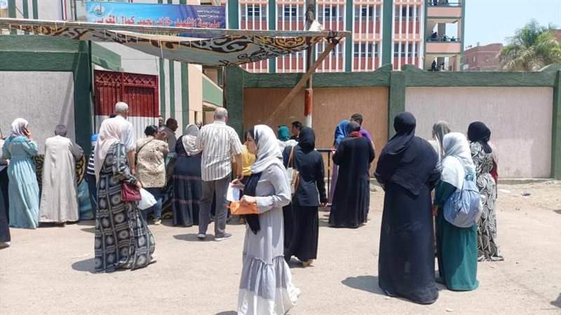 طلاب الثانوية العامة