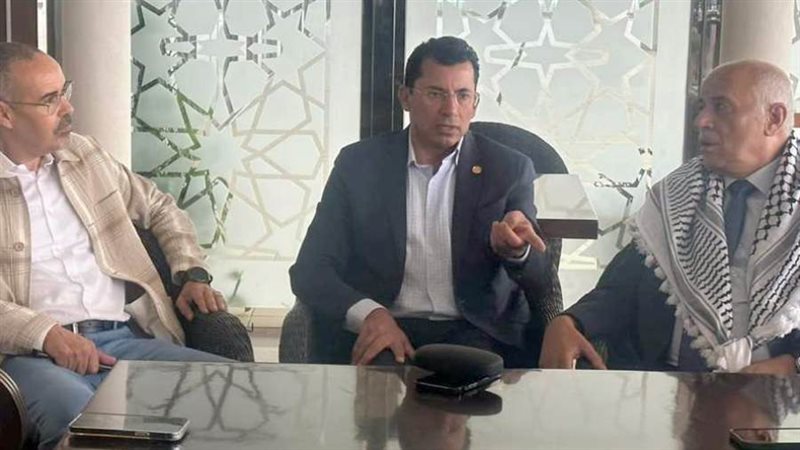 صبحي يلتقي رئيس المجلس