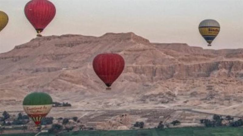 رحلات البالون الطائر