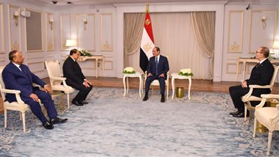 صحيفة كويتية تبرز تأكيد الرئيس السيسي أهمية دور القضاء المصري في إعلاء كلمة القانون