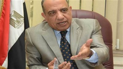 وزير قطاع الأعمال يبدأ زيارة إلى محافظة السويس لتفقد عدد من الشركات التابعة