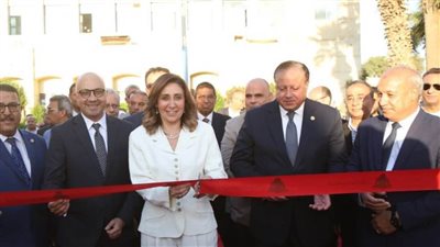 «الكيلاني» تفتتح معرض الأوبرا للكتاب ضمن احتفالات 10 سنوات على ثورة 30 يونيو