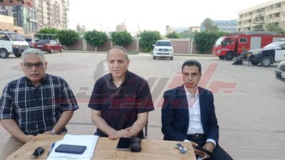 توزيع صناديق أسئلة امتحانات علم النفس والجيولوجيا والتفاضل على 76 لجنة