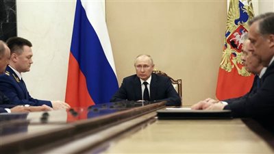 عاجل.. تفاصيل اجتماع الرئيس الروسي مع 