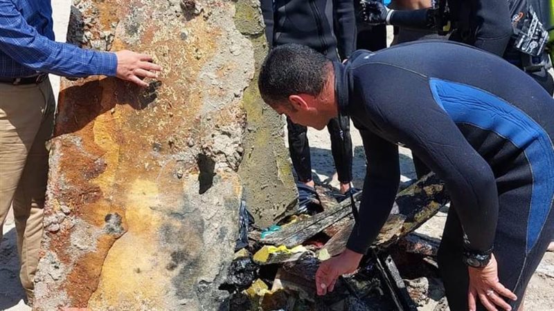 تنظيف شاطئ الميناء