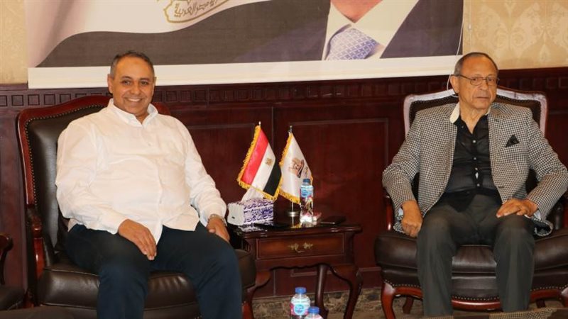 اجتماع تحالف الأحزاب