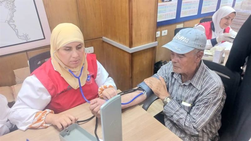 100 يوم صحة فرق متنقلة