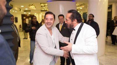 عاجل| وزيرة الثقافة تتدخل.. ما قصة مدحت صالح وعلي الحجار؟