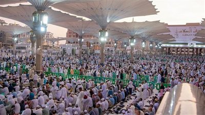 أكثر من 326 ألف حاج يصلون إلى المدينة المنورة 