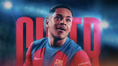 برشلونة يعلن تعاقده مع المهاجم الشاب فيتور روكي بموسم 2024-2025