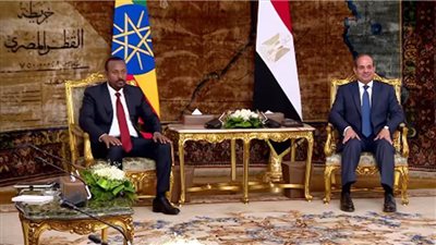 لقاء السيسي وآبي أحمد يتصدر وسائل الإعلام العالمية