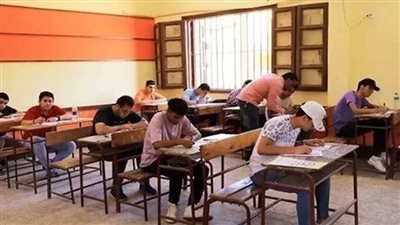 ٣٨٠٩١ طالبا وطالبة يؤدون امتحانات اليوم الأخير من ماراثون الثانوية العامة