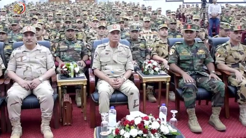 وزير الدفاع والإنتاج