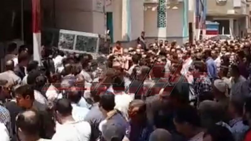 جانب من الجنازة