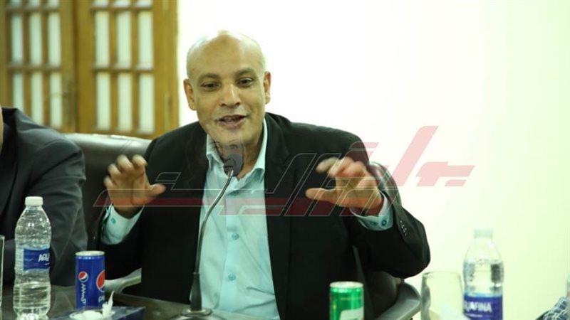 الكاتب والباحث ماهر