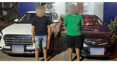 ضبط شخصين لقيامهما بحركات استعراضية بسيارة بالإسكندرية