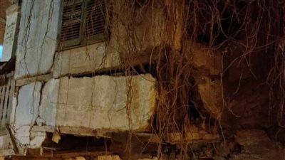 تشكيل لجنة هندسية لفحص عقار آيل للسقوط ويمثل خطورة بشبين القناطر
