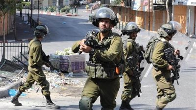 مستوطنون يهاجمون مركبات المواطنين في حوارة