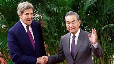 كيري: التعاون في مجال المناخ يمكن أن يعيد صياغة العلاقات الأمريكية الصينية