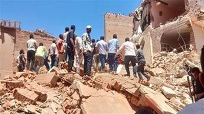 إخلاء 7 عمارات مجاورة للعقار المنهار برشيد.. وارتفاع أعداد المصابين إلى 13