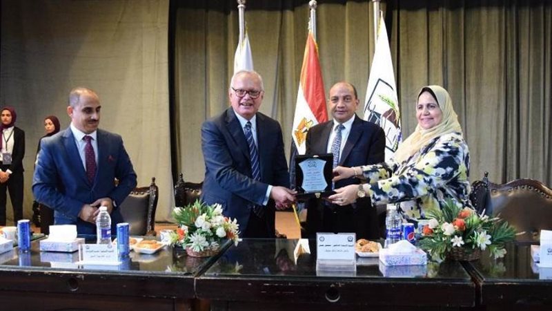 تكريم السفير ابراهيم