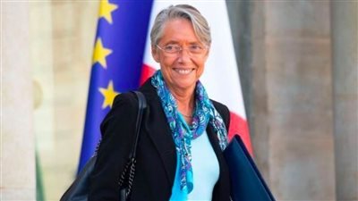 محلل سياسي فرنسي: حتى اللحظة لا يوجد بديل عن إليزابيث بورن لرئاسة الحكومة الفرنسية