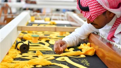 كسوة الكعبة المشرفة.. شرف عبر التاريخ