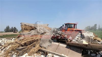 إزالة 96 حالة تعدٍ على مساحة 111 ألفًا و28 مترًا بكفر الشيخ