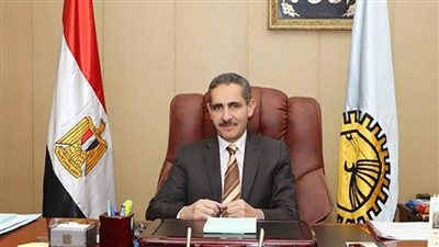 محافظ الغربية: توريد 172 ألفا و460 طنا من الأقماح لمواقع التخزين بالمحافظة حتى الآن