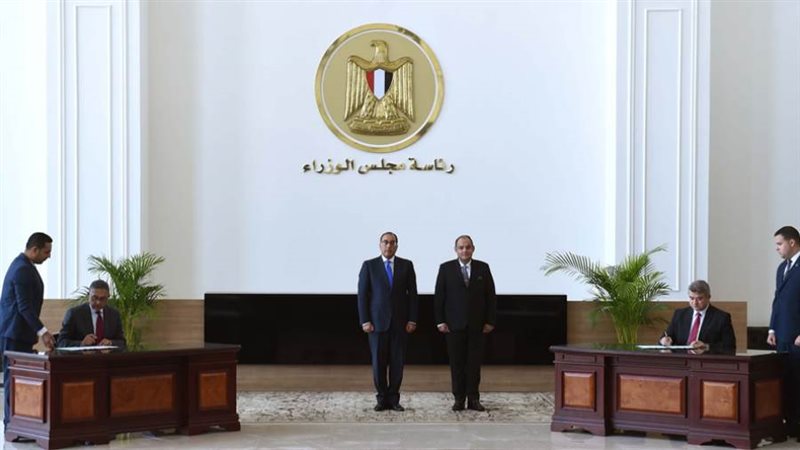 مدبولي يشهد توقيع