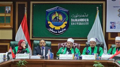 وزير الأوقاف يناقش رسالة دكتوراه في الدراسات الأدبية والنقدية بجامعة دمنهور