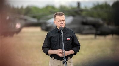 وزير الدفاع البولندي يعلن عن تشكيل عسكري لـ