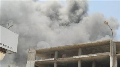 حريق هائل بمصنع أخشاب في العبور