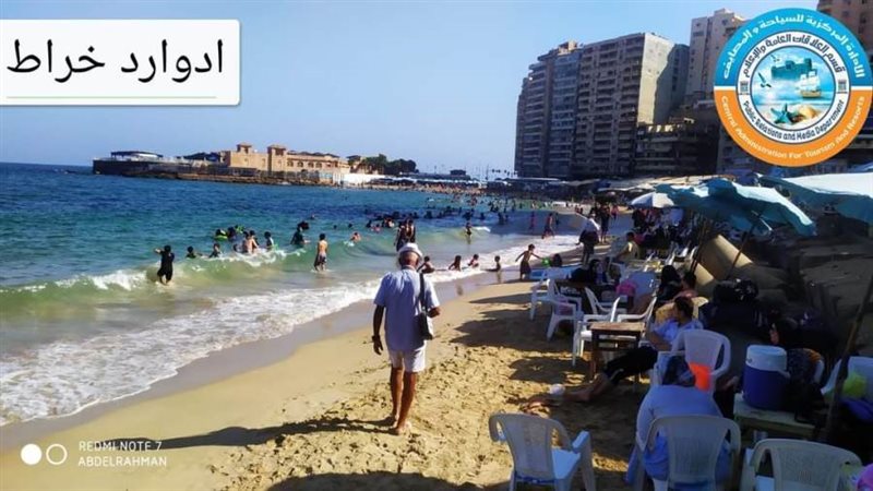إحدى الشواطئ بالاسكندرية