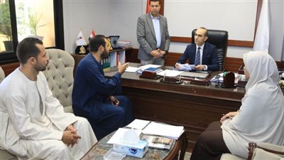 176 مواطنًا يعرضون مطالبهم وشكواهم خلال اللقاء الجماهيري بسوهاج