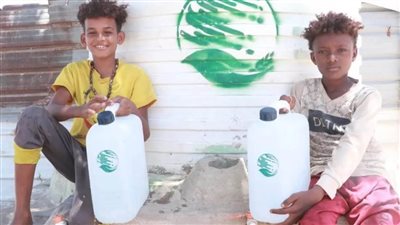 مركز الملك سلمان للإغاثة يواصل تنفيذ مشروع الإمداد المائي والإصحاح البيئي في محافظات اليمن