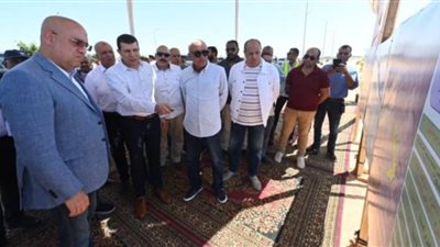 وزير الإسكان يتابع أعمال الطرق والمرافق وموقف طلبات تقنين أوضاع الأراضي بمدينة سفنكس الجديدة