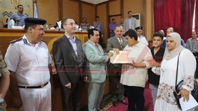 تكريم أوائل الشهادة الإعدادية الأزهرية مبصرين وذوي الهمم بكفر الشيخ