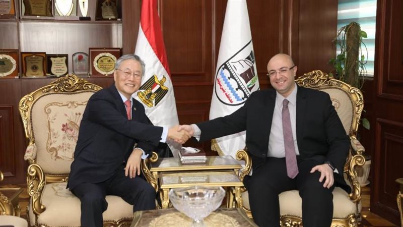 محافظ بنى سويف يستقبل