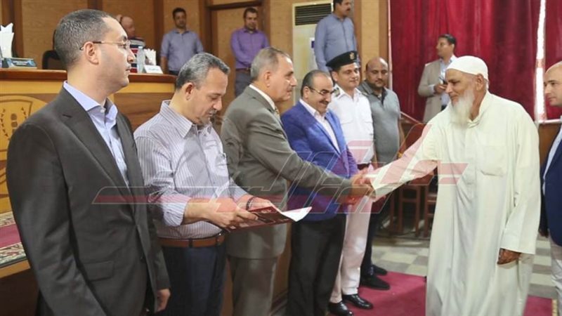 تسليم عقود التقنين