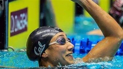 فريدة عثمان تتأهل إلى نصف نهائي سباق 50 م فراشة في بطولة العالم للسباحة 