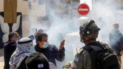 إصابة فلسطيني في اعتداءات للمستوطنين بالضفة الغربية