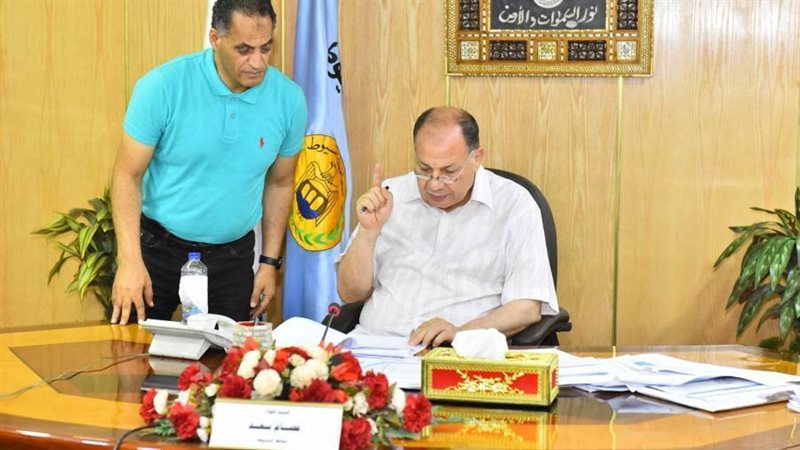 محافظ أسيوط يوافق