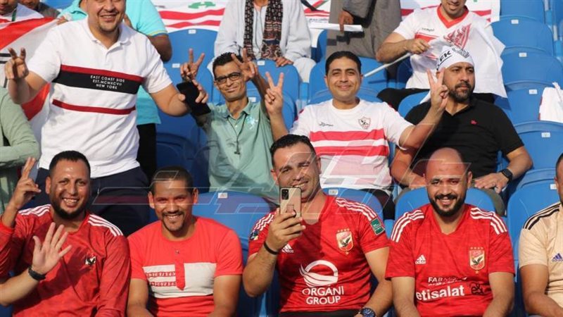 جماهير الأهلي تؤازر