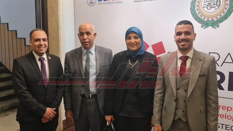 د اسماعيل القن والوفد