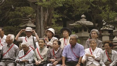 أطباء يابانيون يدقون ناقوس الخطر لارتفاع الحرارة بالتزامن مع أزمة الشيخوخة في البلاد